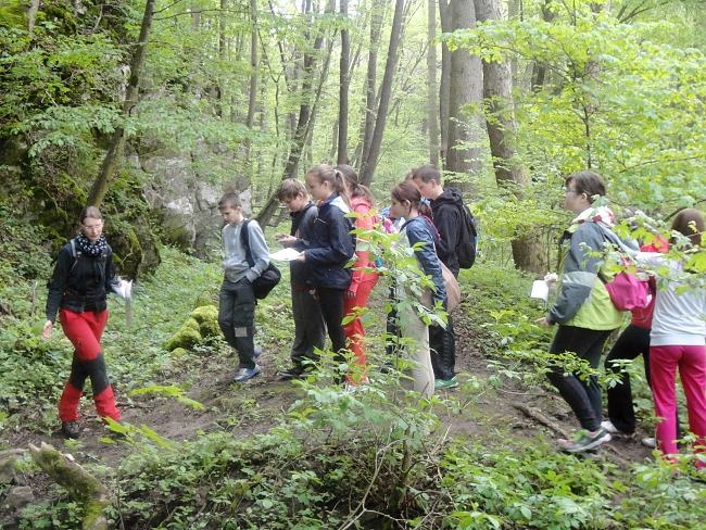 TerÃ©nnÃ­ exkurze - Å¾Ã¡ci ZÅ  a MÅ  Hradec n. Sv. - KaprÃ¡lÅ¯v mlÃ½n (05-2014)
