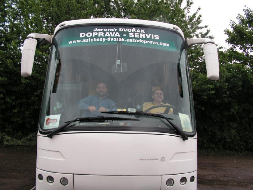 naÅ¡i skvÄ›lÃ­ Å™idiÄi